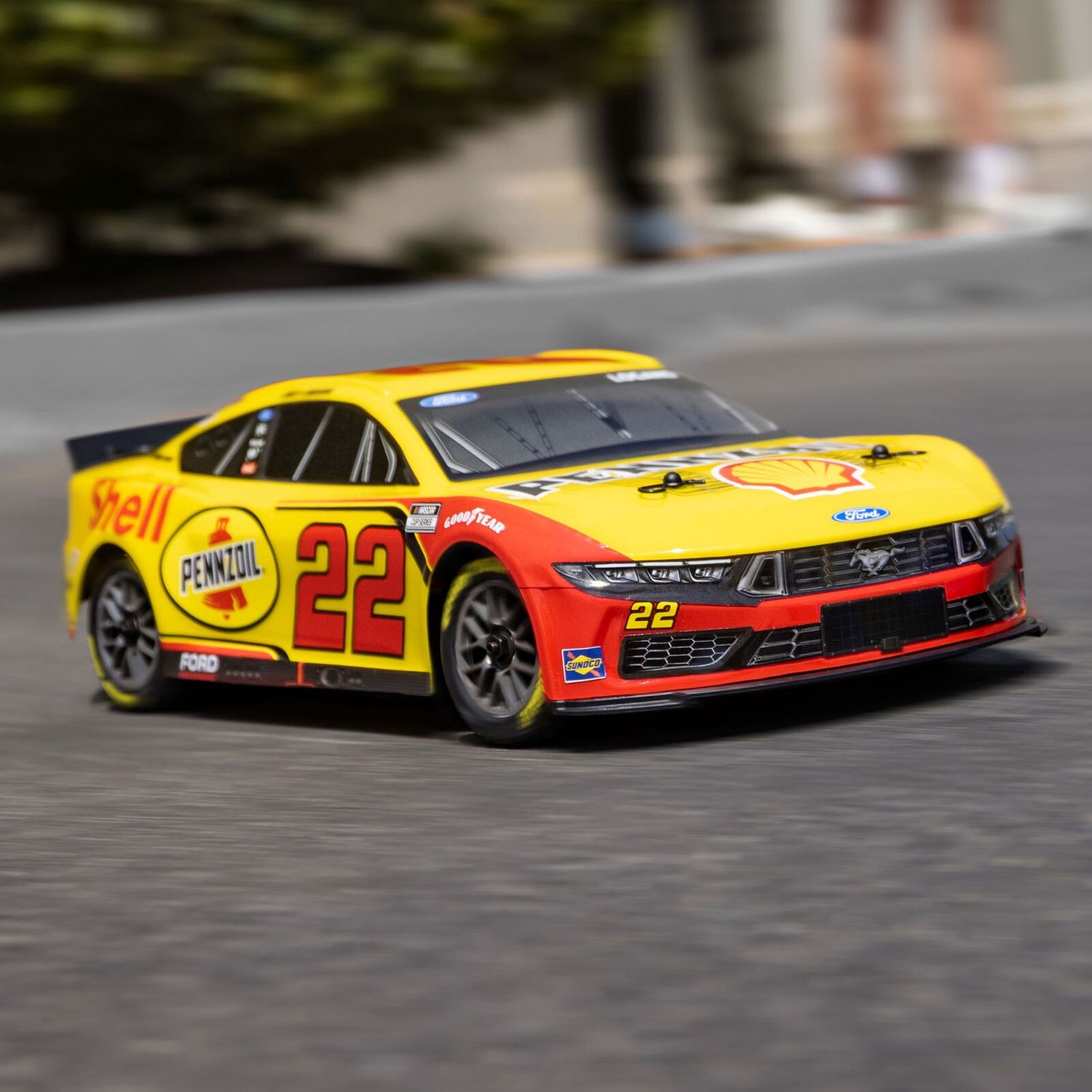 1/12 NASCAR RC Racecar Joey Logano No. 22 Shell 2025 Ford Mustang 2S AWD RTR Brushed On-Road (Battery &amp; Charger Included)