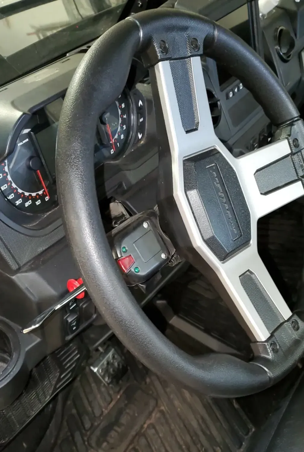 POLARIS 201925 1000 NORTHSTAR RIDE COMMAND TURN SIGNALS 8PIN CREW