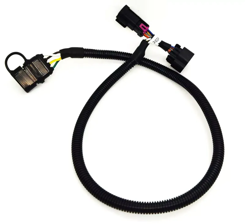 POLARIS 2024 -26 EXPEDITION PLUG & PLAY TRAILER PLUG 8 PIN INPUT- 4 PIN OUT