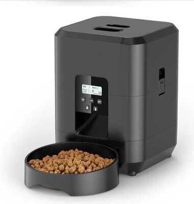 New 2L Pet Feeder Cat Dog