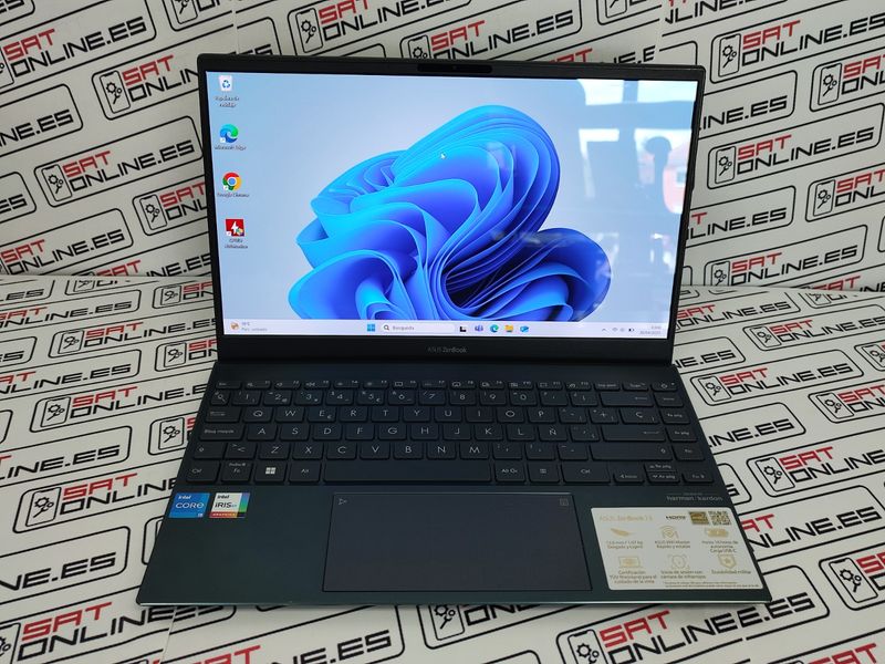 ASUS UX325E