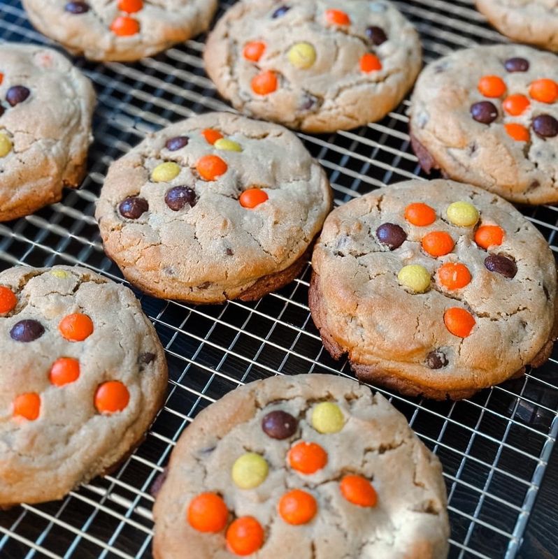Reese&#39;s Stuffed Peanut Butter Cookie Recipe