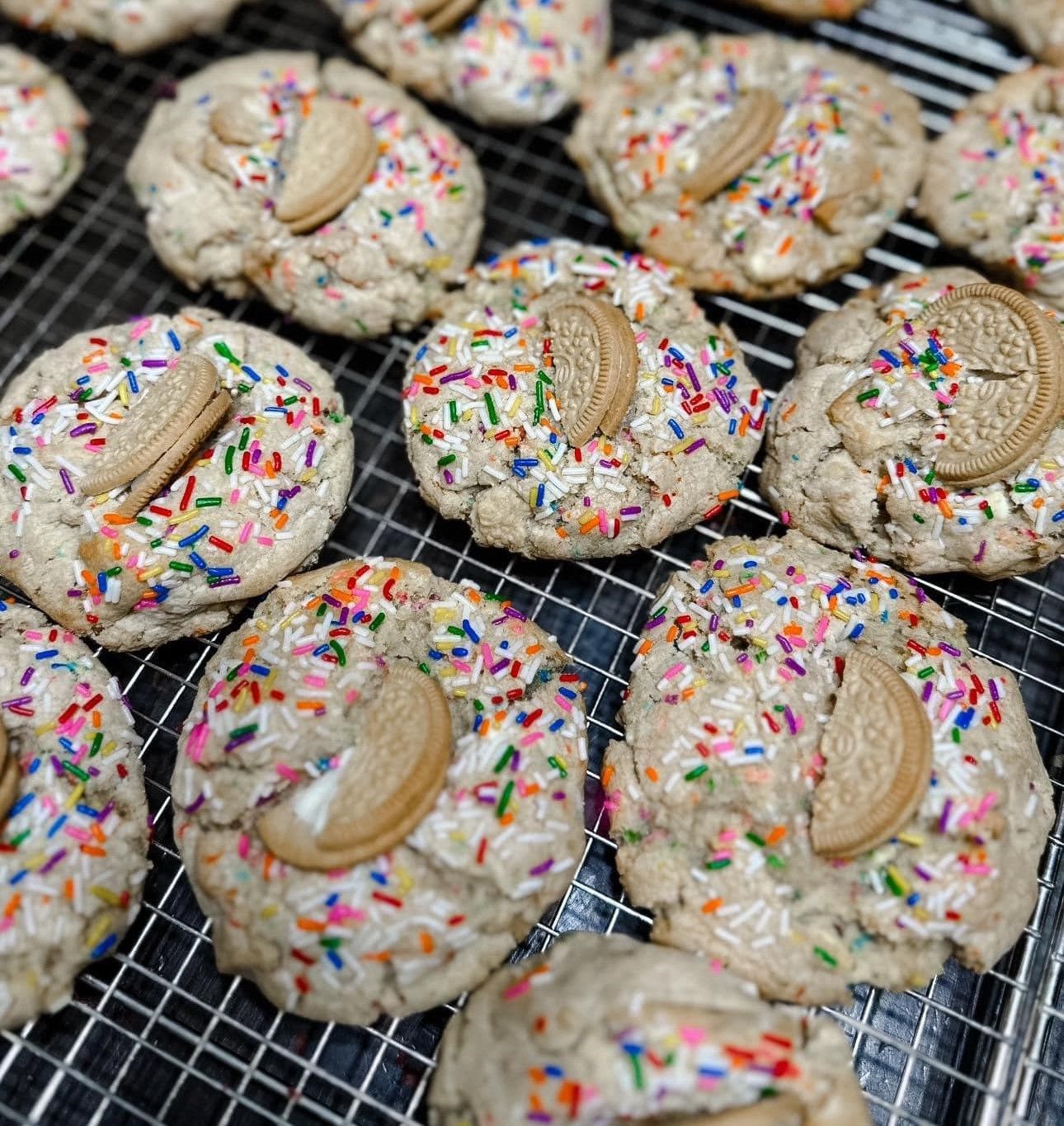 Golden Oreo Funfetti Cookie Recipe