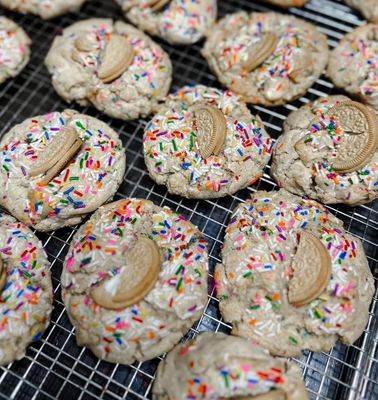 Golden Oreo Funfetti Cookie Recipe