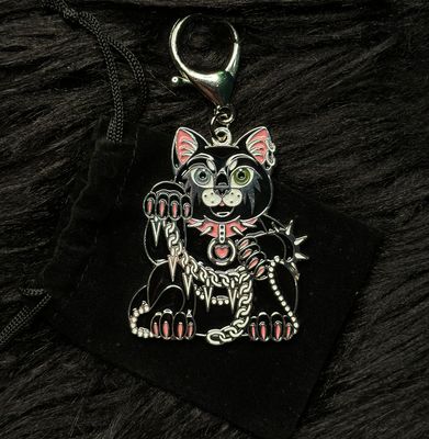 Metal Neko keychain
