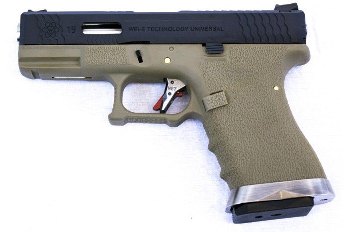 EU9 E-Force GBB Pistol (Black|Tan) (Silver Barrel)
