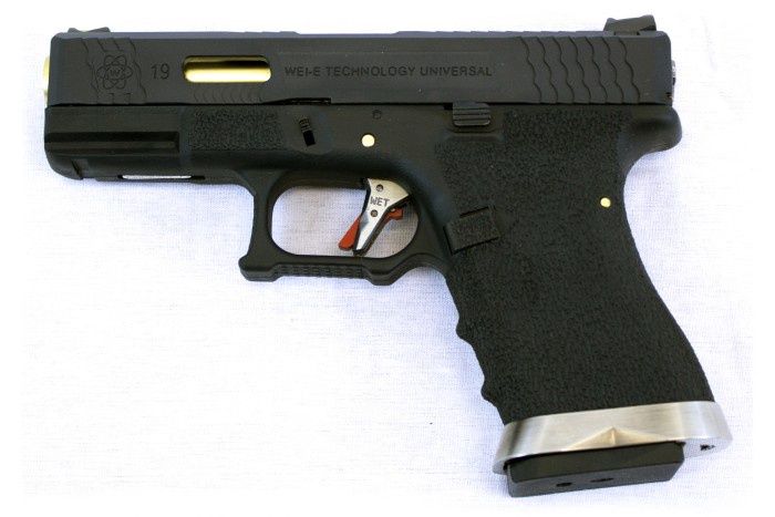 EU9 E-Force GBB Pistol (Black) (Gold Barrel)