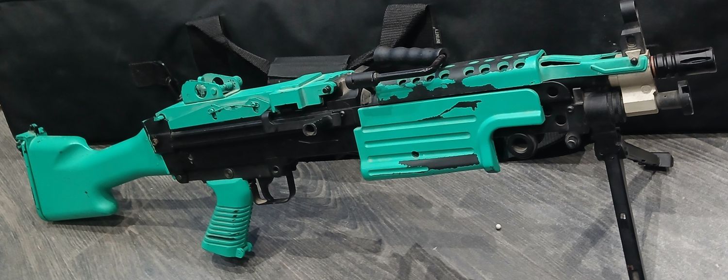 BONEYARD - A&amp;K Mini Mi M249