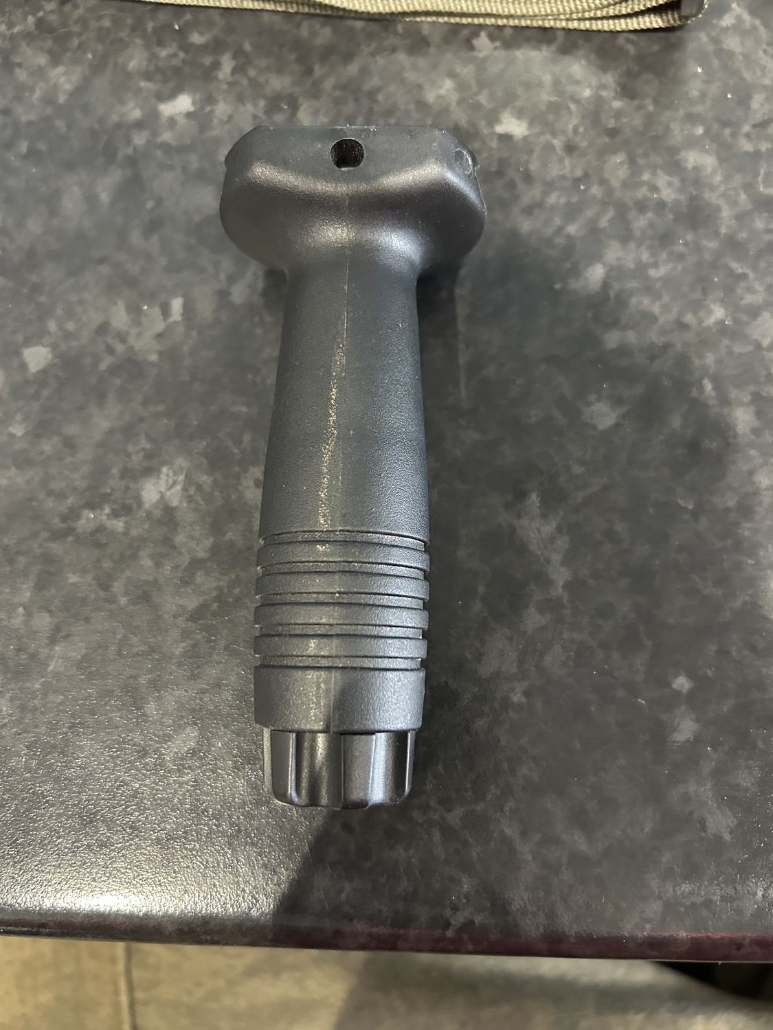 BONEYARD - Black picatinny foregrip
