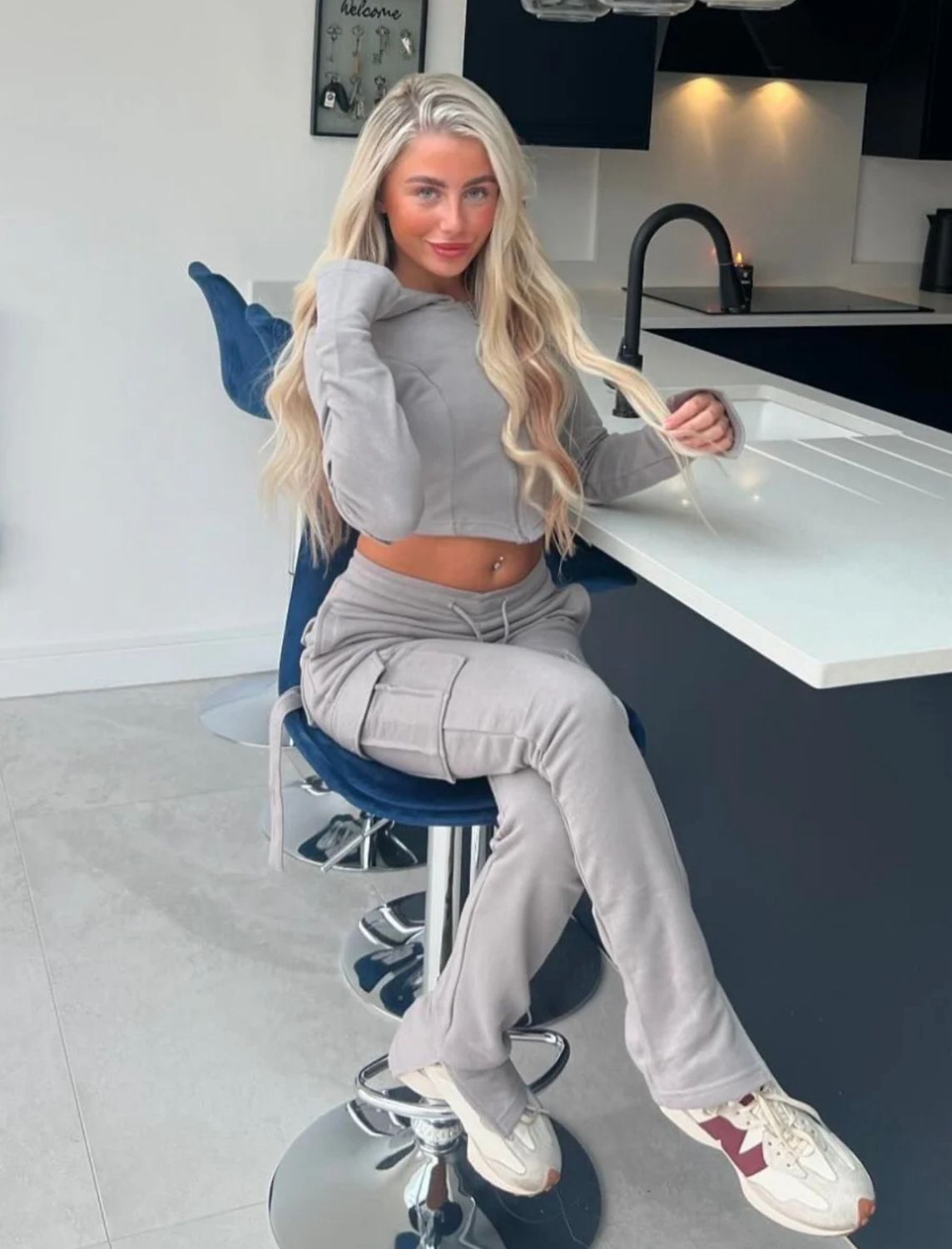 Loryn Love Set