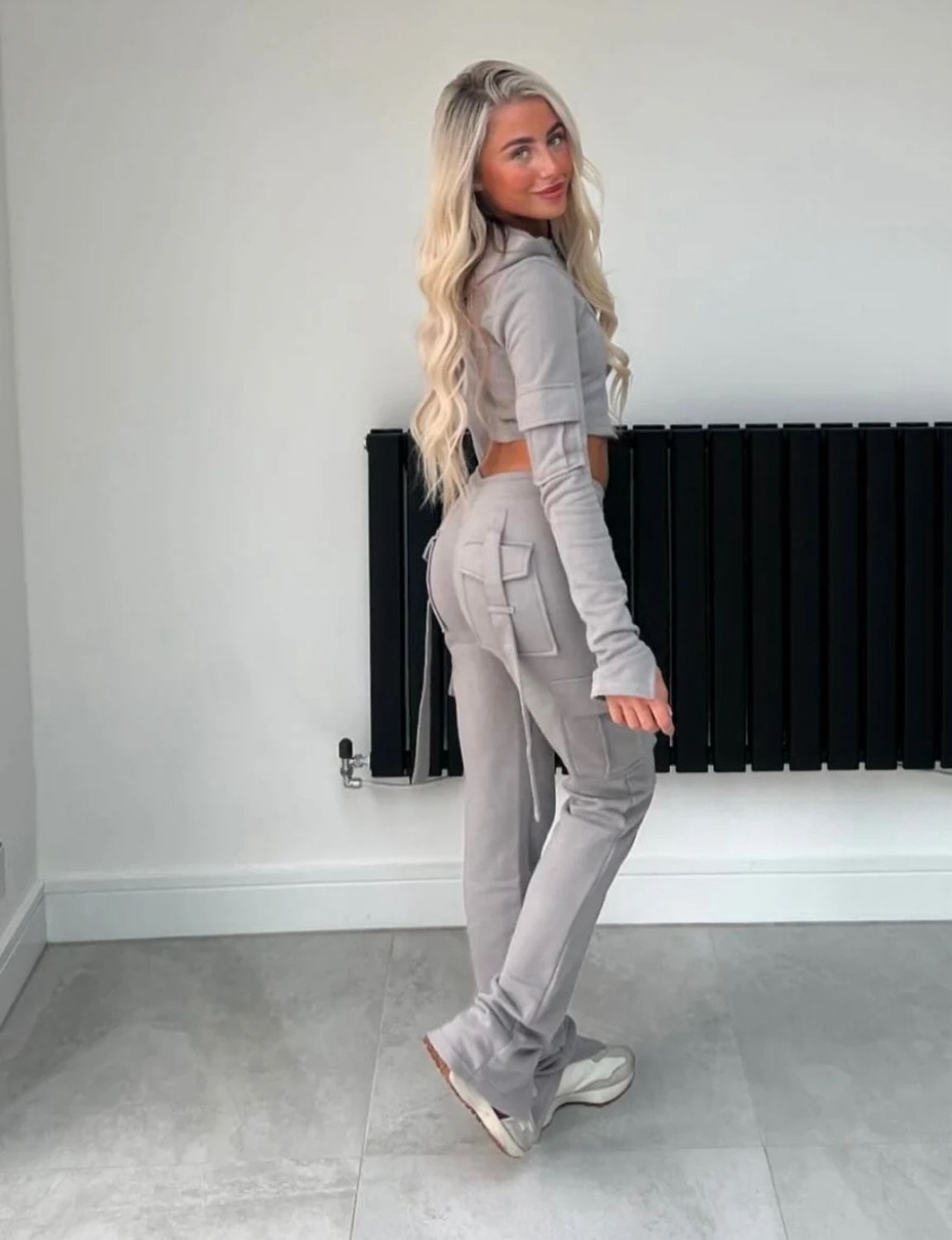 Loryn Love Set
