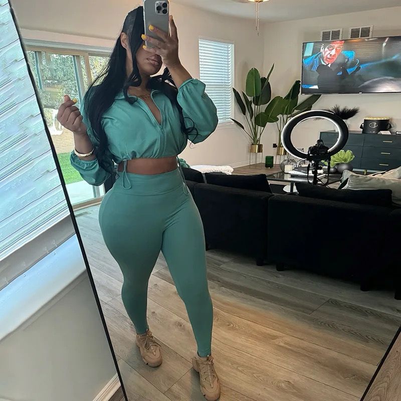 Vicky Set