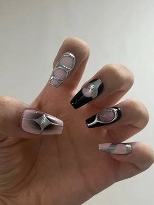 Lotus Press On Nails