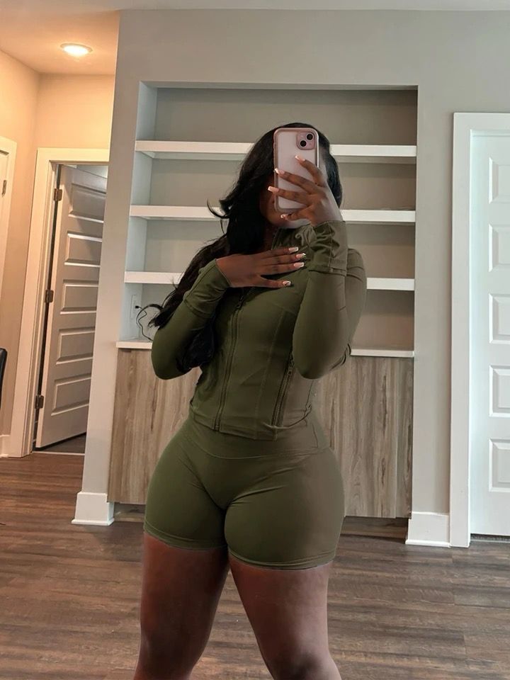 FlakeOut Short Set