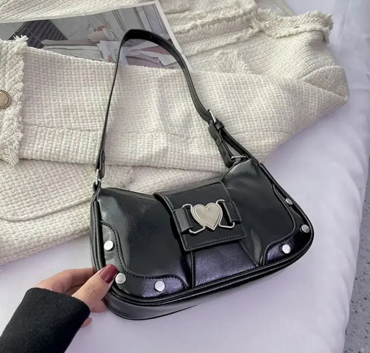 Bound Heart Shoulder Bag