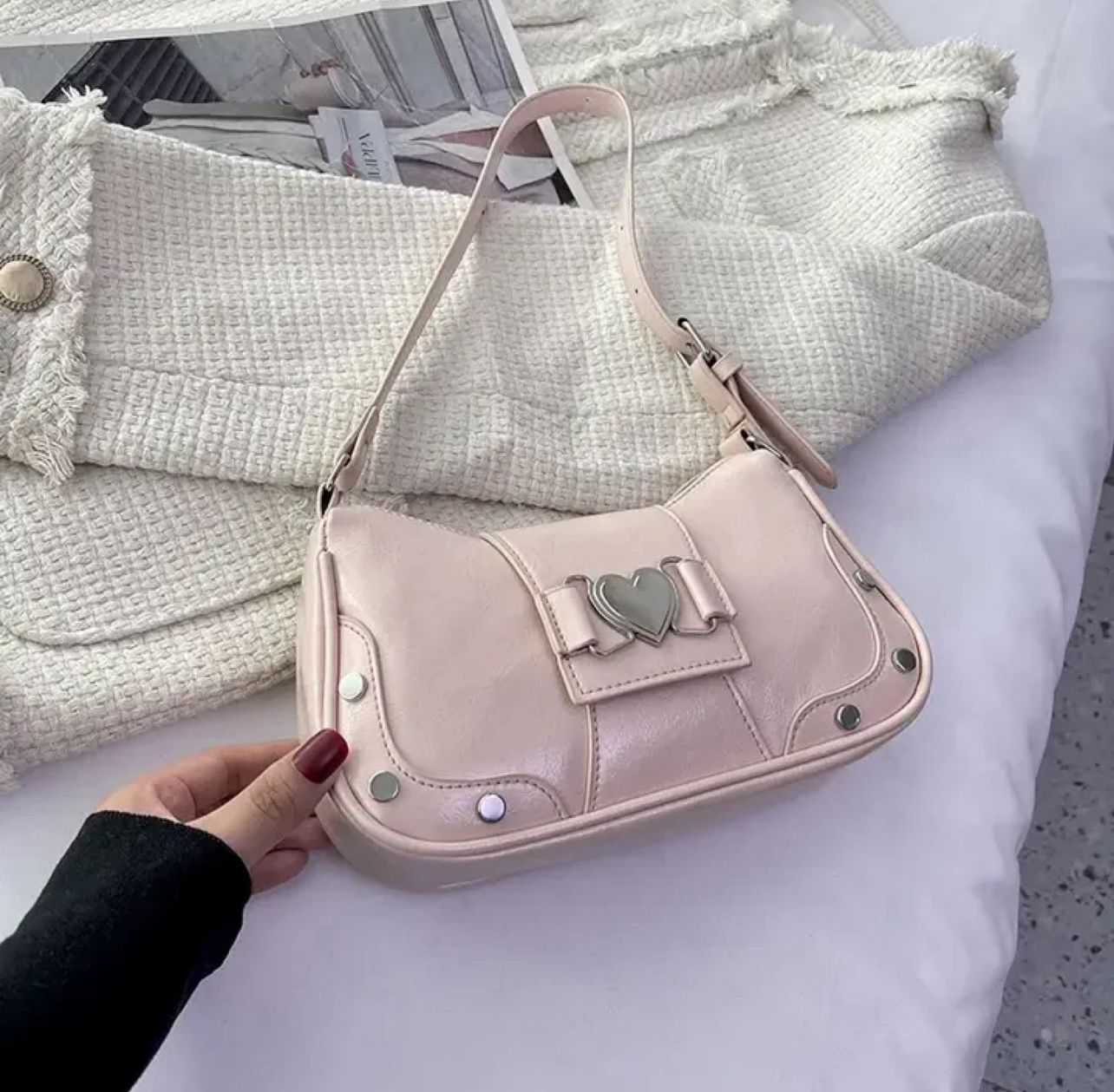 Bound Heart Shoulder Bag