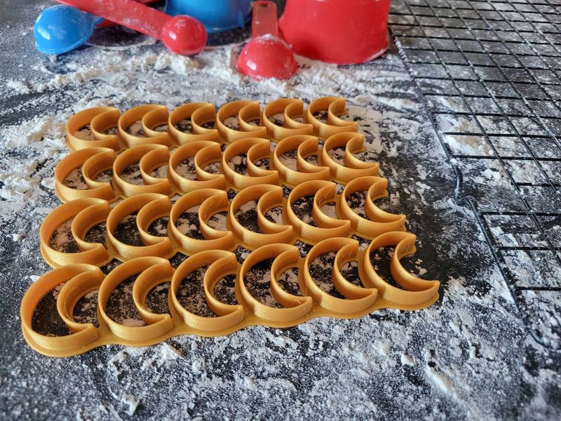 Crescent Moon - Batch Cookie Cutter 3D Printed Product