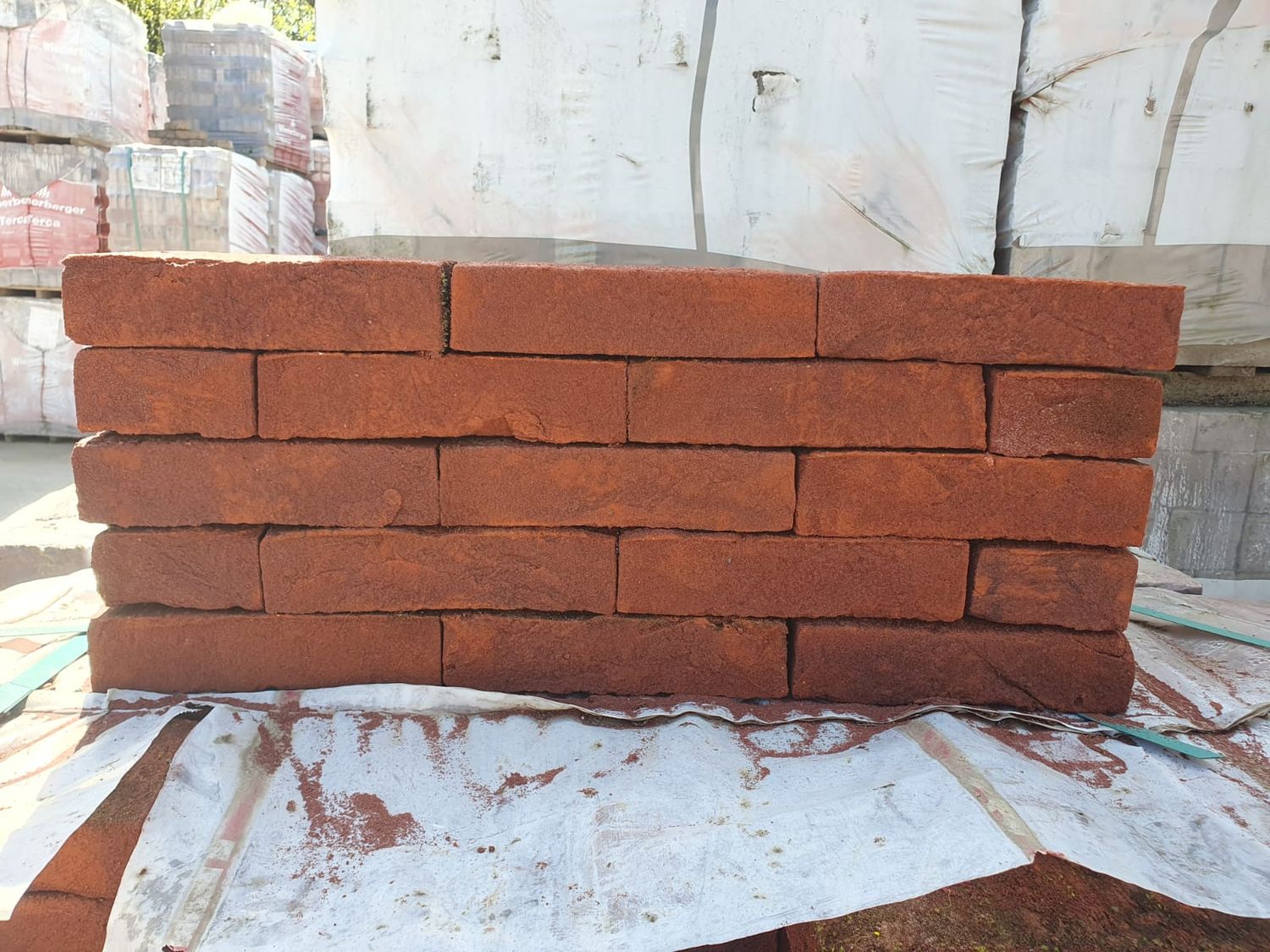 (28) Wienerberger  Forum Pampas  210X102X50