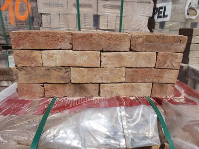 (9) Wienerberger Weathered Gault Blend W 215x102x65