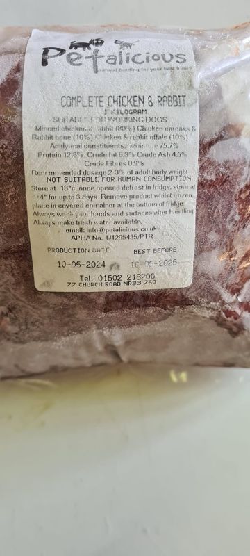 Petalicious Chicken &amp; Rabbit 1kg 80-10-10