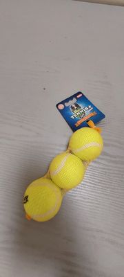 Nobby tennis ball with squeeker small