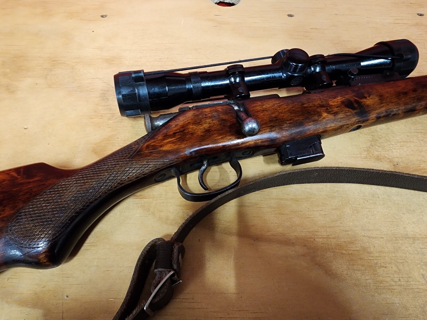 0.22 Toz  Bolt Action/Tasco Scope