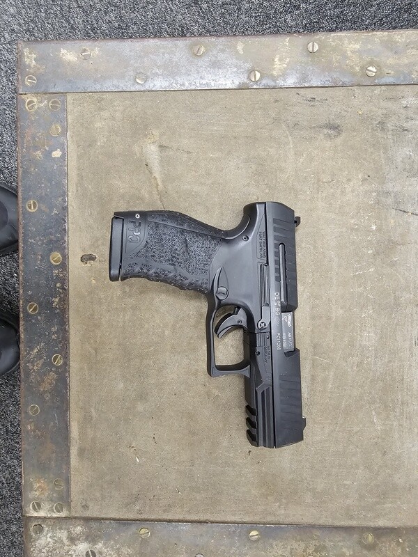 45mp Walther PPQ45 Revolver - Original Case