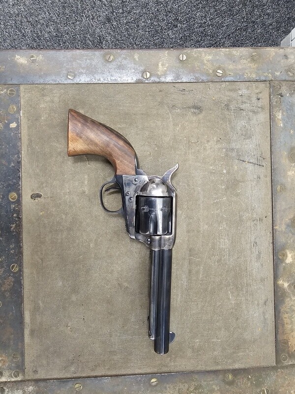 .44/40 Uberti Cattleman Pistol