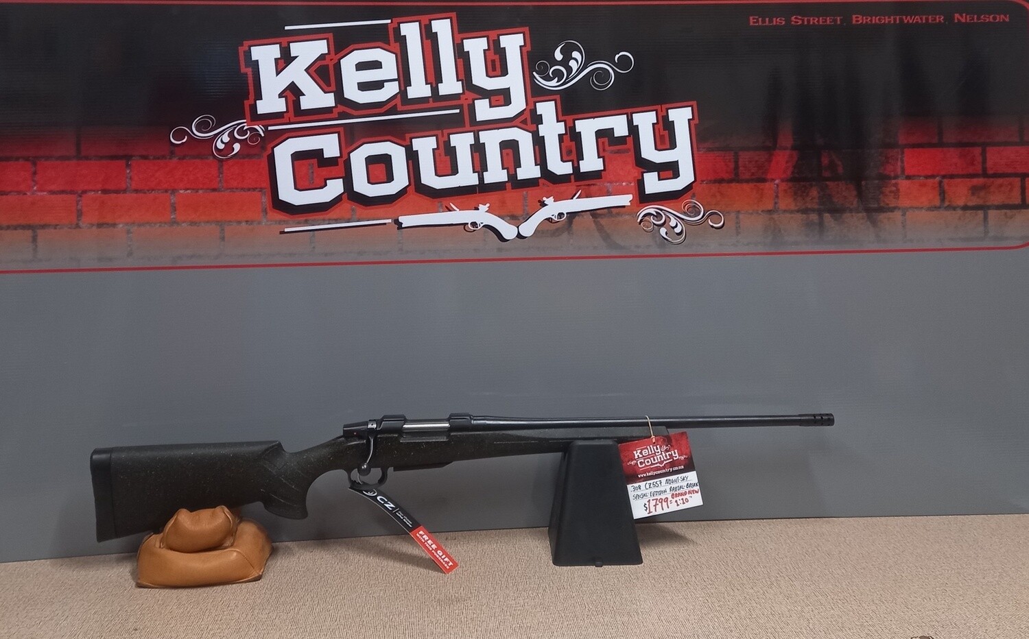 308 CZ 557 Night-Sky