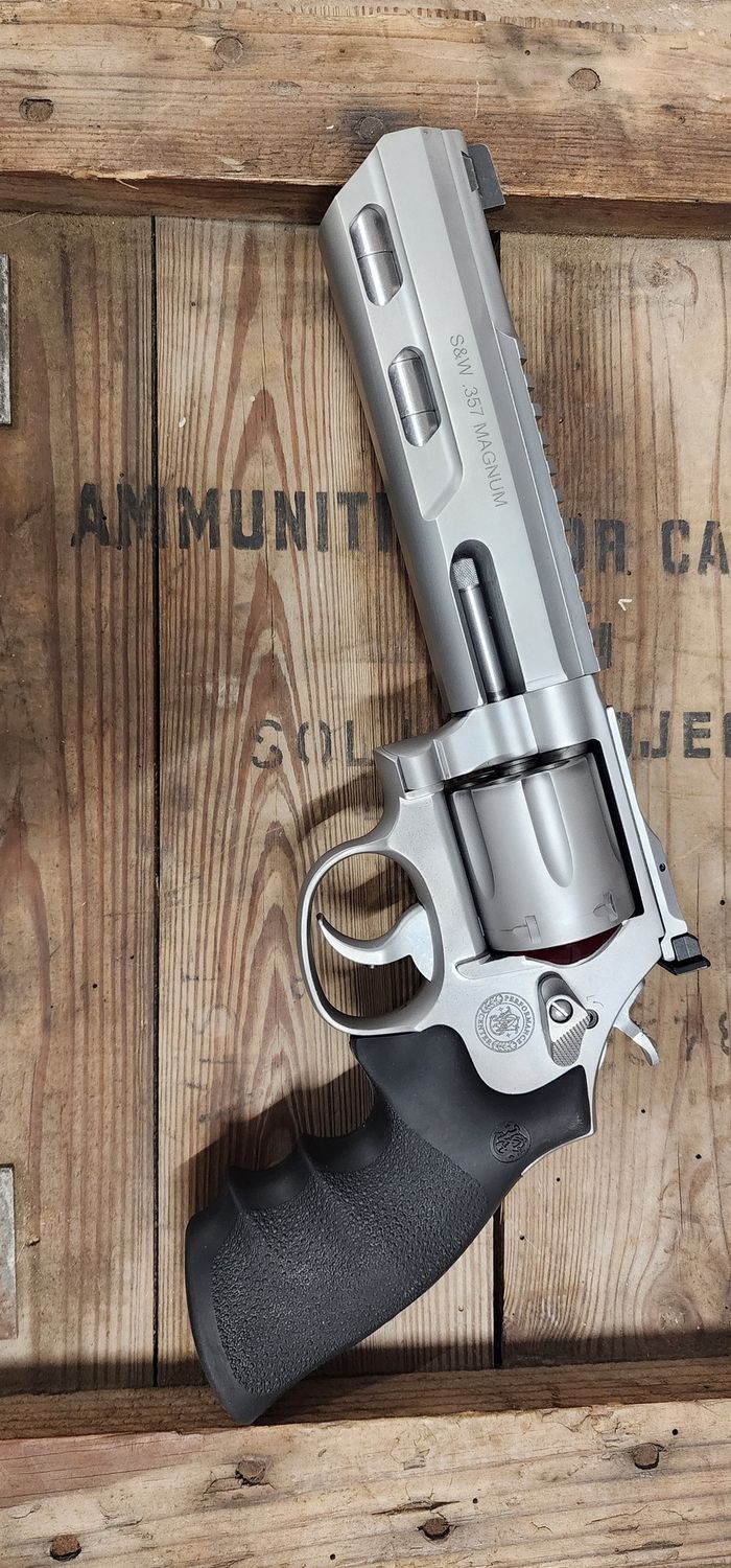 .357 S&amp;W Performance Center 686-6 Competitor