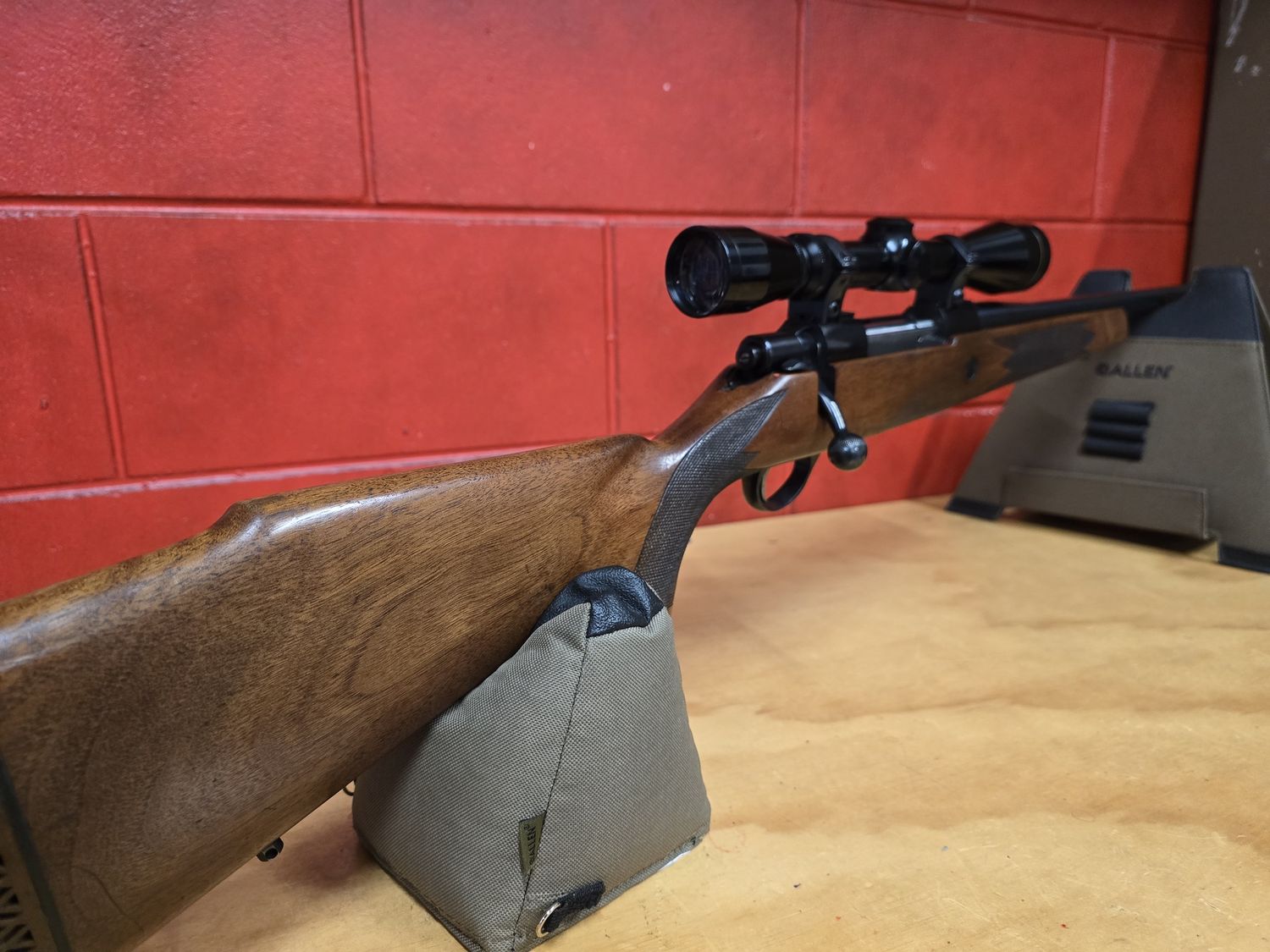 30-06 Sako Finnbear L61R with Leupold 3-9 Vari-X IIc