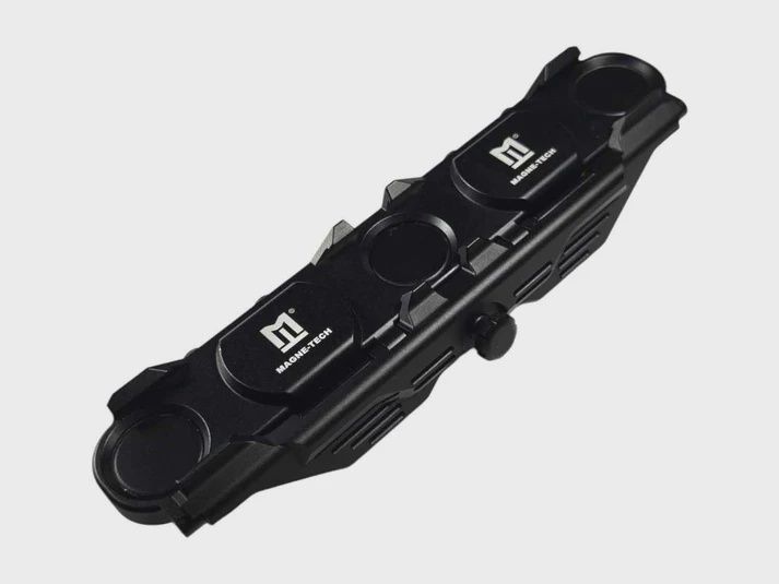 MAGNE-TECH 3-Magnet Magnetic Locking Picatinny Rail Mount Receiver
