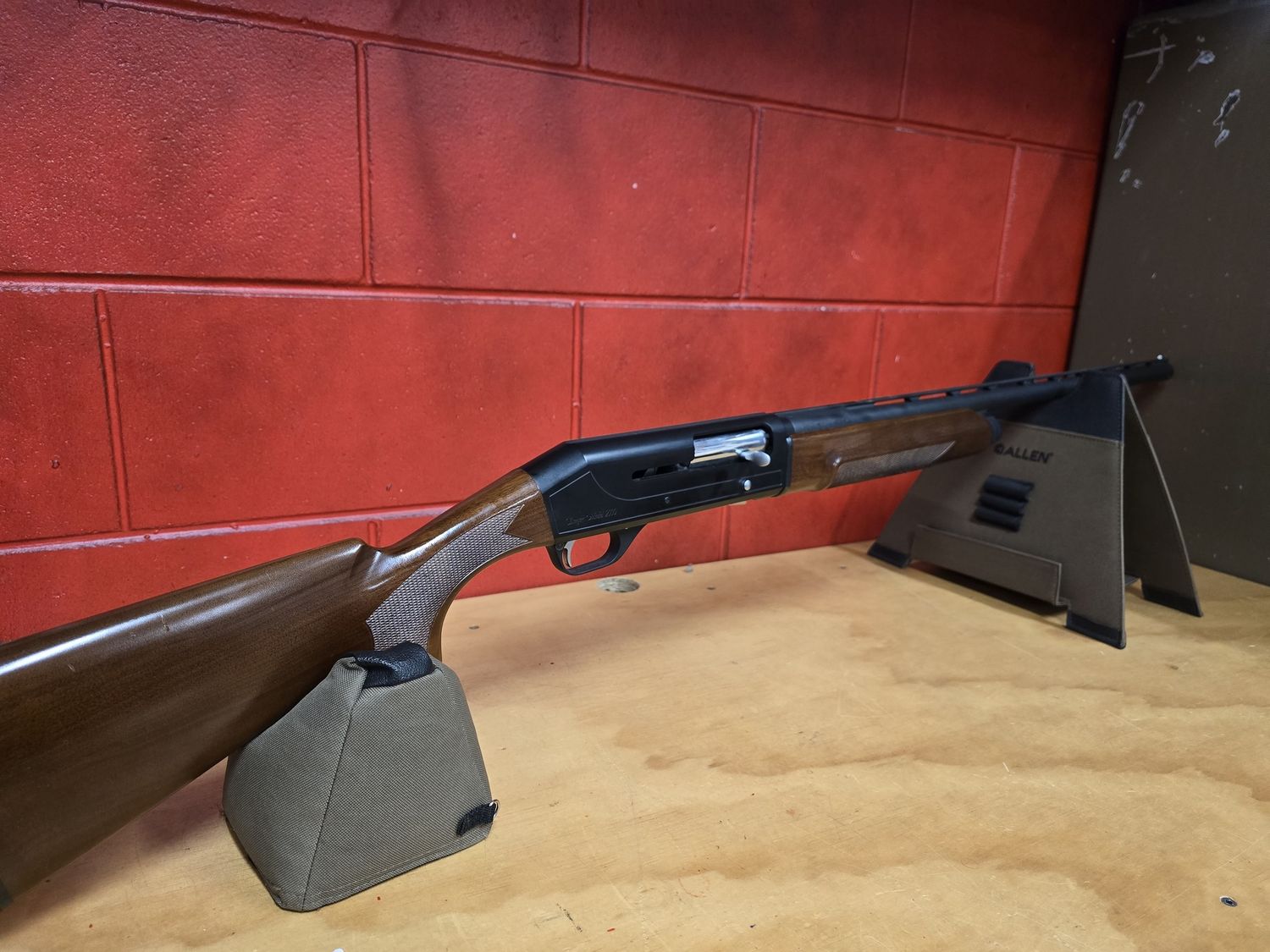 12ga Stoegar - Model 2000 Shotgun