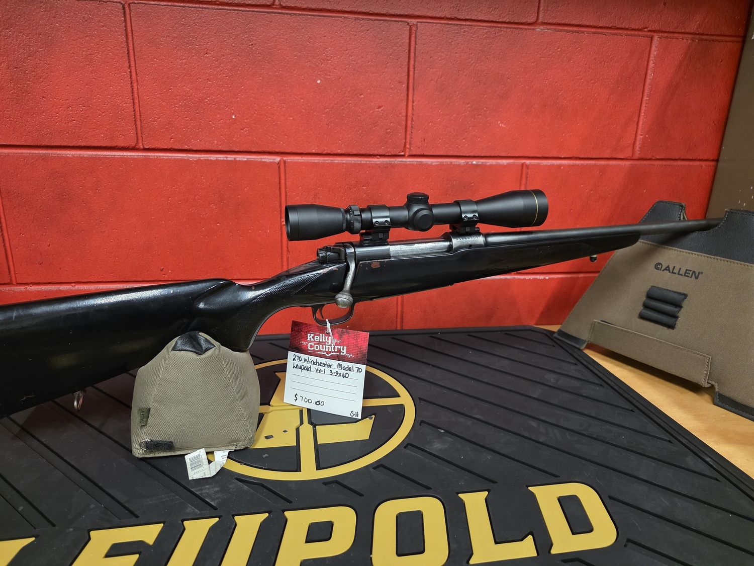 270 Winchester M70  with Leupold VX1 Freedom 3-9x40
