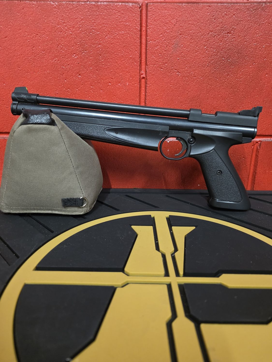 Second Hand Crosman American Classic P1322 air pistol