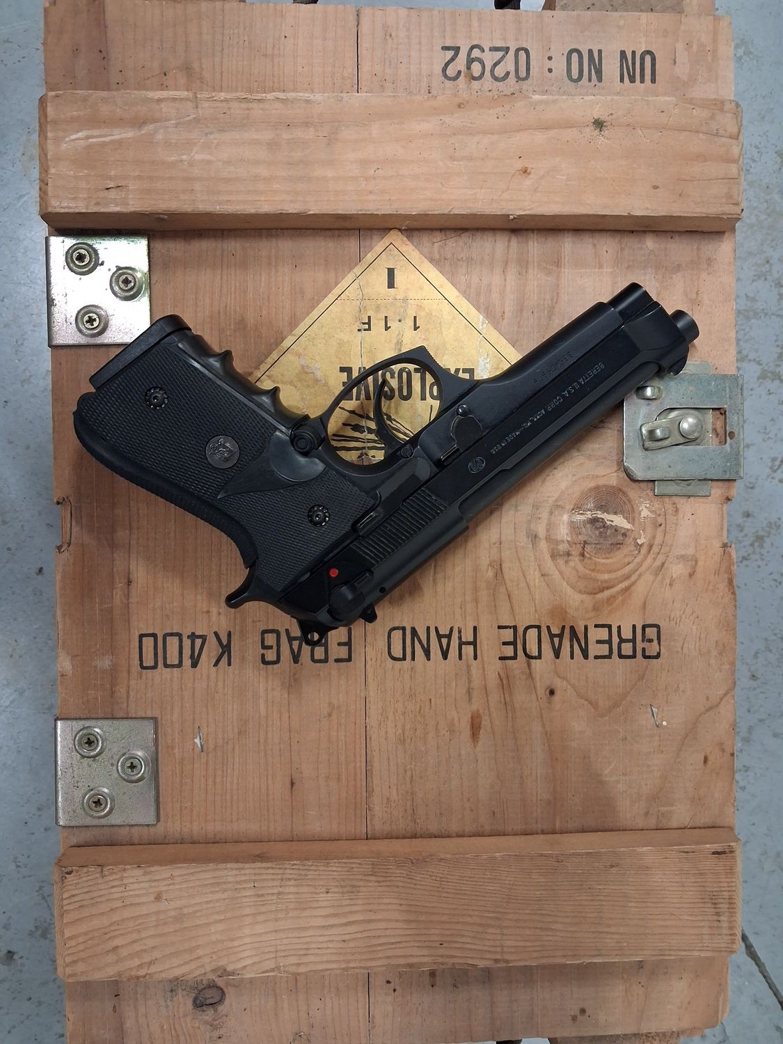 Beretta 92FS 9mm ( Secondhand )