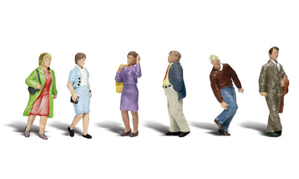 HO PEOPLE WALKING