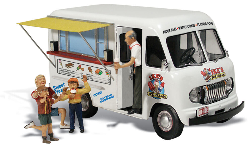 HO IKE&#39;S ICE CREAM TRUCK