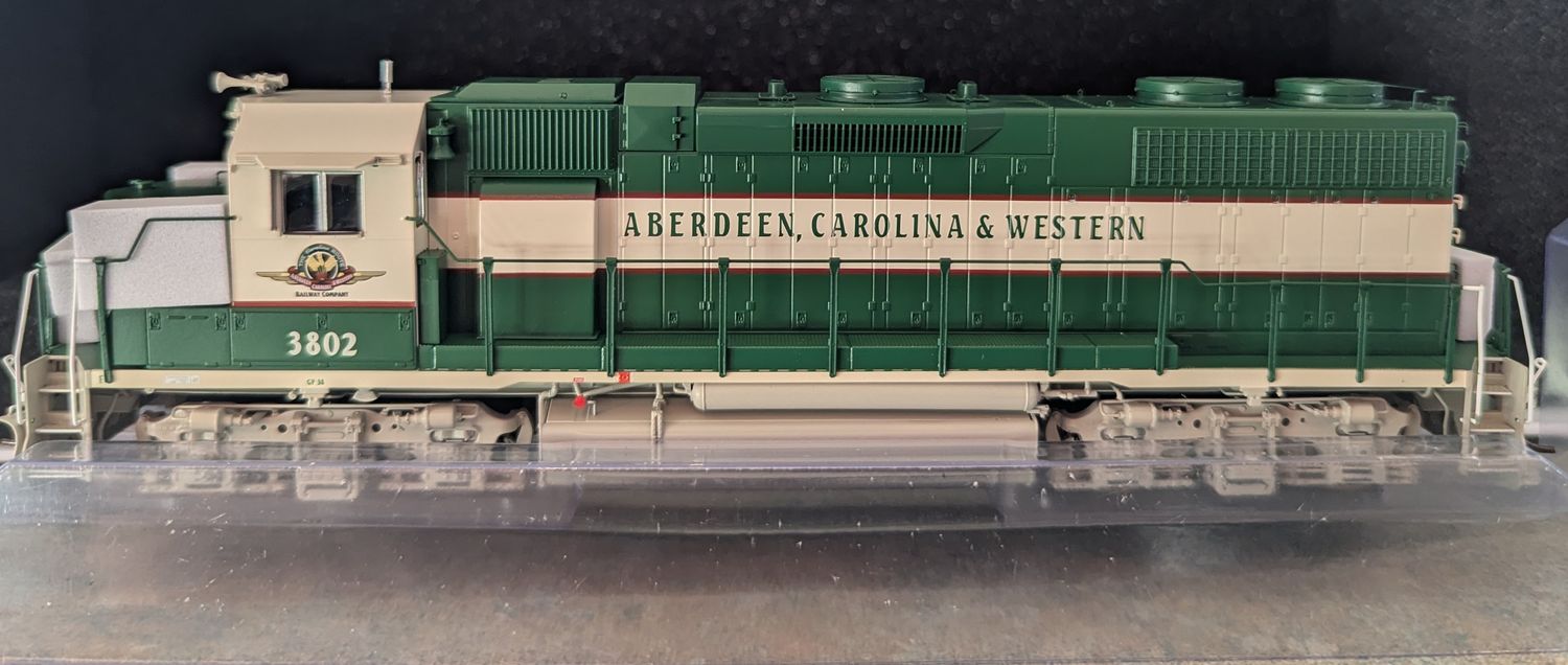 Ho GP38 AC&amp;W Late Scheme #3802