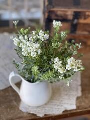 Harpeth Berries Cream Spray 11&quot;