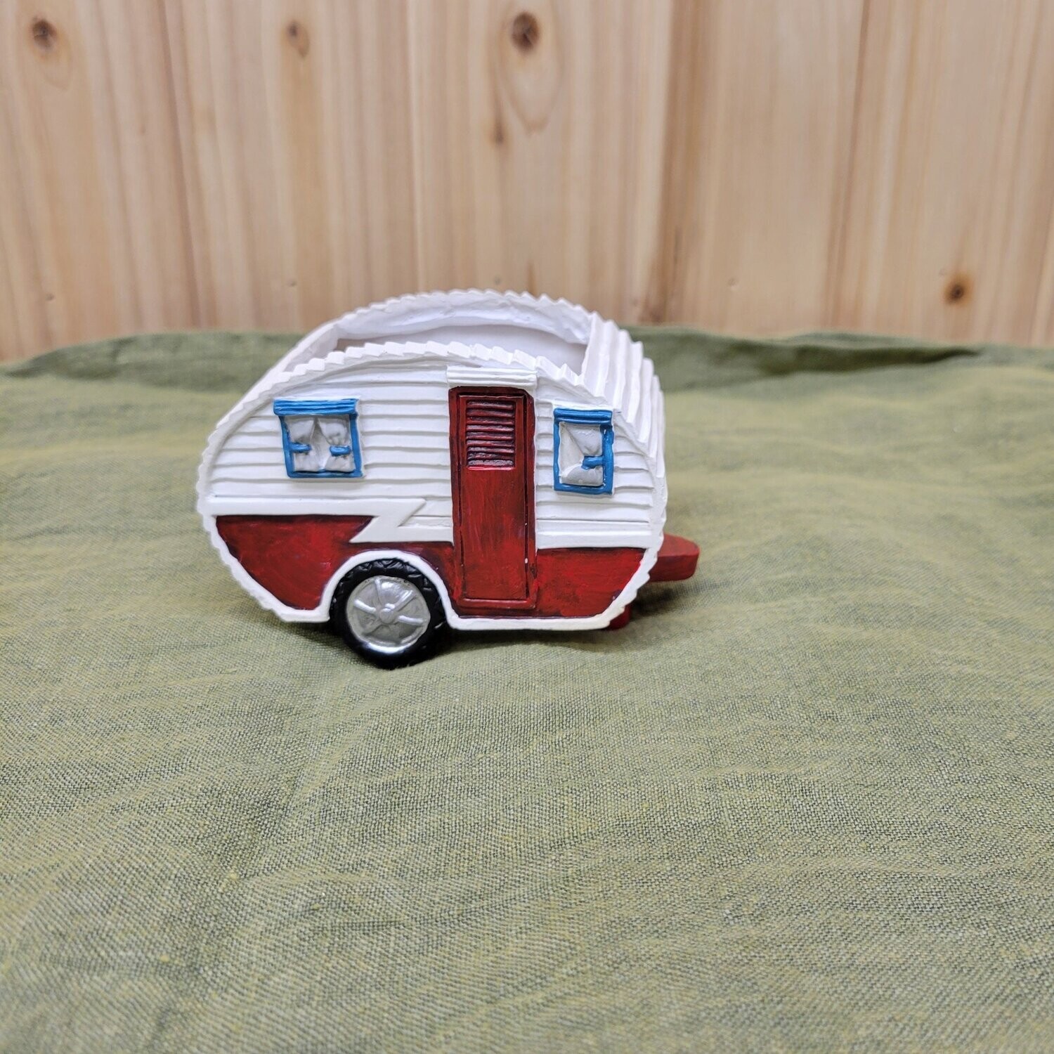 Resin Camper Planter, Color: Red