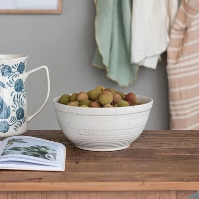 Cream Stoneware Bowl, 2 1/2 QT