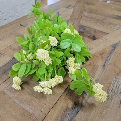 19&quot; Clover Flower Bush