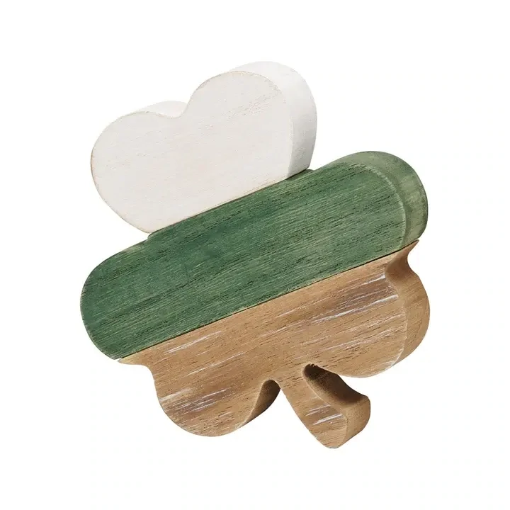 Small Green/Wood Plank Clover, 4.5&quot; x 4&quot;