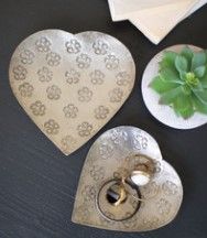 NMAN1343K METAL HEART BOWL 6 X 6&quot;, Size: SM