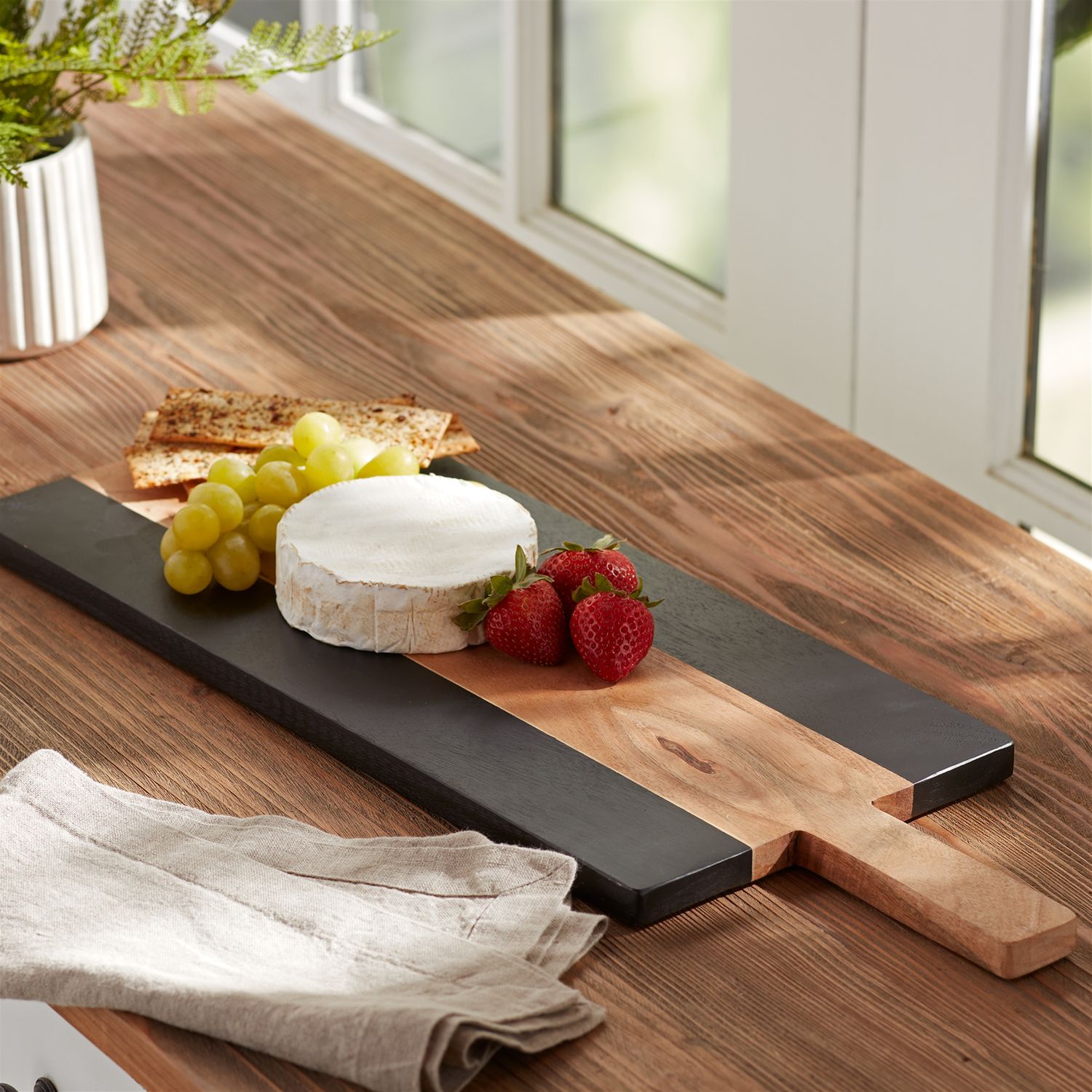 Wooden Charcuterie Board, 22&quot;
