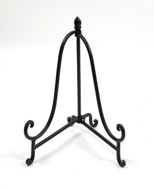 Curved Metal Easel Medium