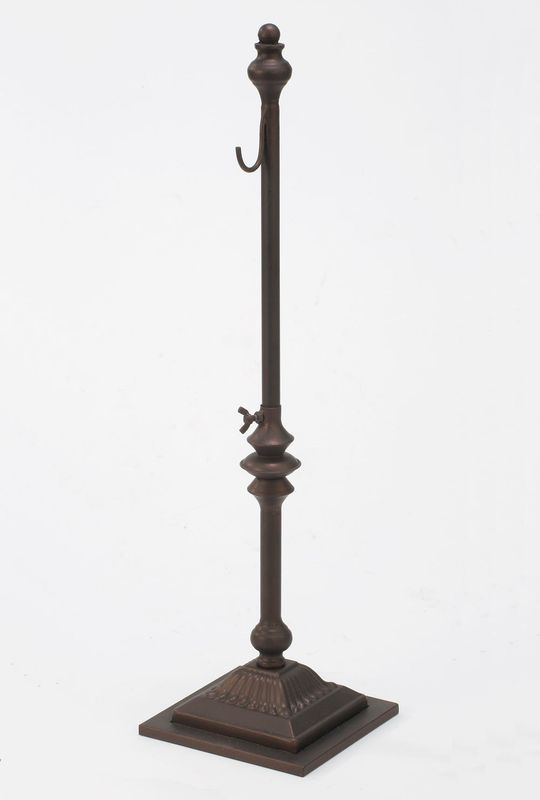 Bronze Wreath Stand 30.25&quot;