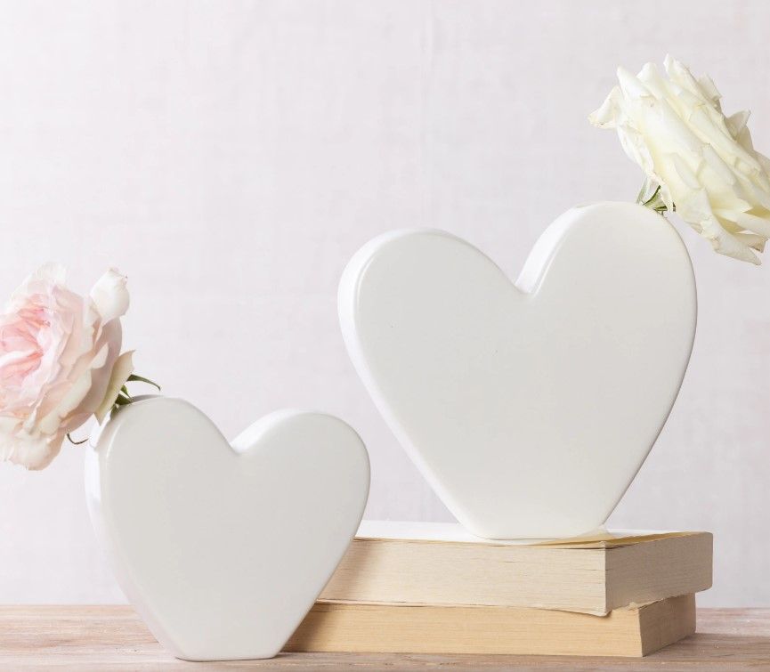 Matte Heart Vase Large