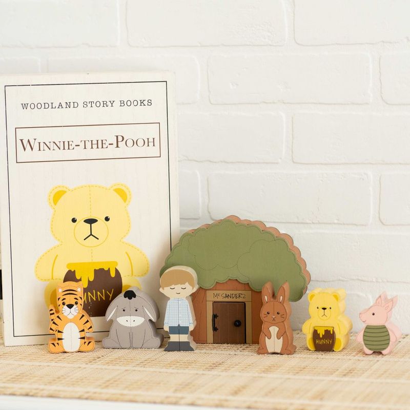 Wood Storybook Winnie - Set of 8